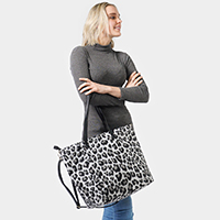 Leopard Weekend Tote Bag With Pouch