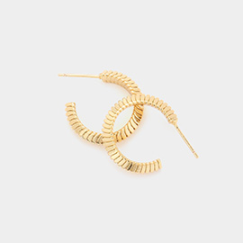 0.75 Inch Textured Brass Metal Hoop Earrings