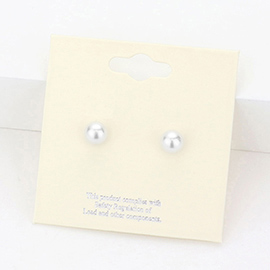 6mm Pearl stud earrings