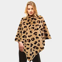 Leopard Pattern Faux Fur Poncho