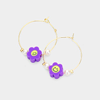 Pearl Smile Flower Accented Metal Hoop Earrings