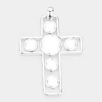 Metal Cross Pendant