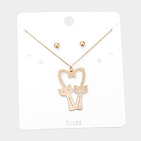 Brass Metal Cats Heart Pendant Necklace