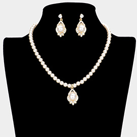 Pearl Centered Rhinestone Embellished Pendant Necklace