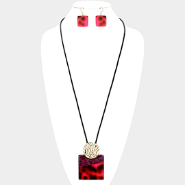 Crushed Metal Round Celluloid Acetate Square Pendant Long Necklace
