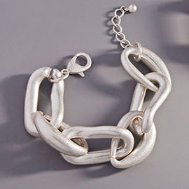 Twisted Open Metal Oval Link Bracelet
